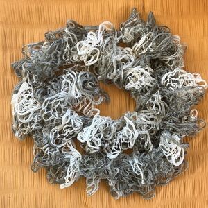 🛍️Handmade jellyfish scarf grey/white coastal grandmother